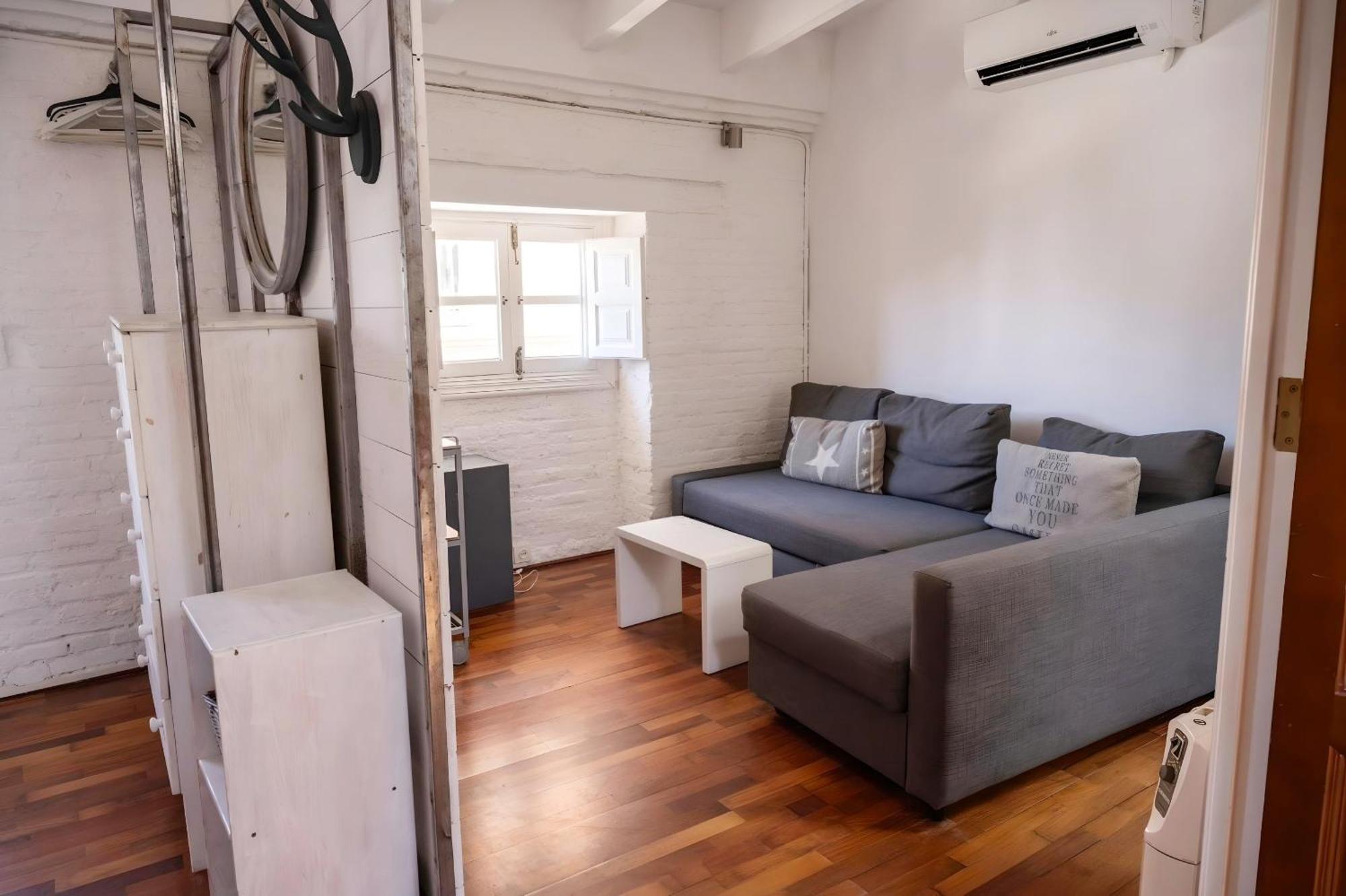 Estudio Ciutat Vella Al Lado De Jardines Del Turia Apartamento Valência Exterior foto